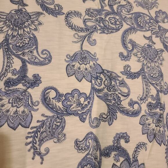 Westport NWT Ladies Vneck Tee Dressbarn Blouse Summer - Picture 2 of 8